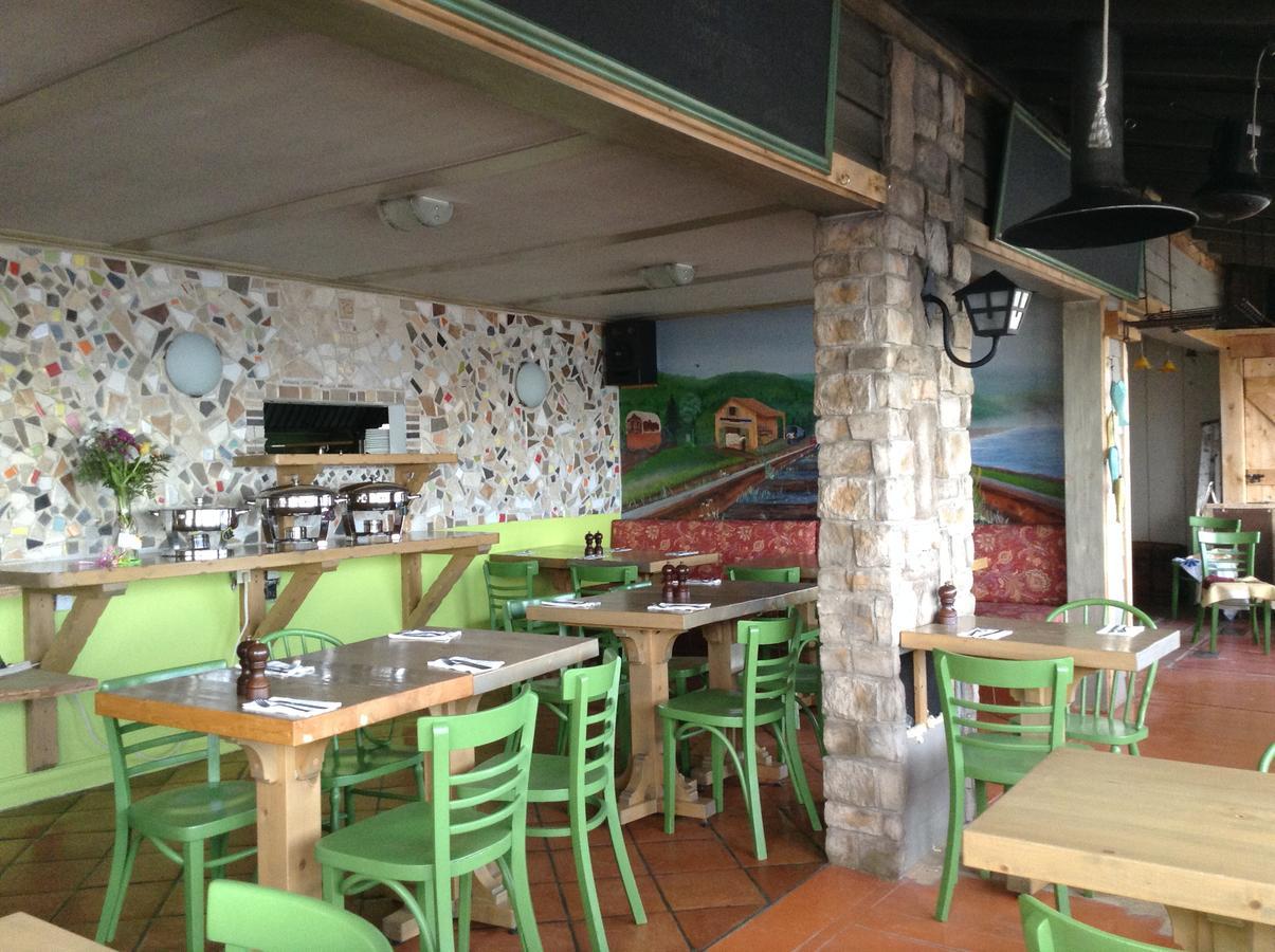 Restaurant Motel De La Plage Saint-Irénée Eksteriør bilde